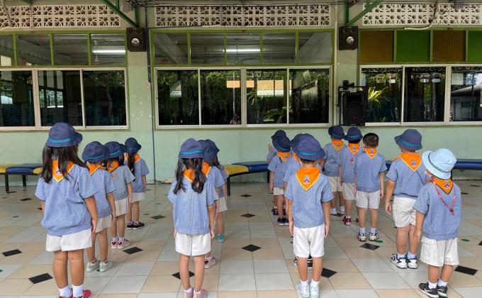 เด็กฝึกระเบียบแถว