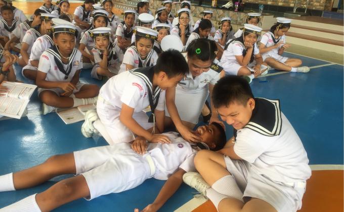 การสอนเอาตัวรอด