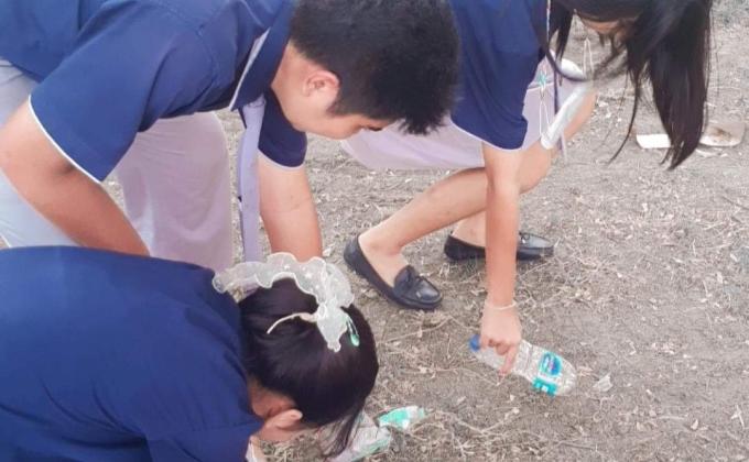 เก็บขยะ