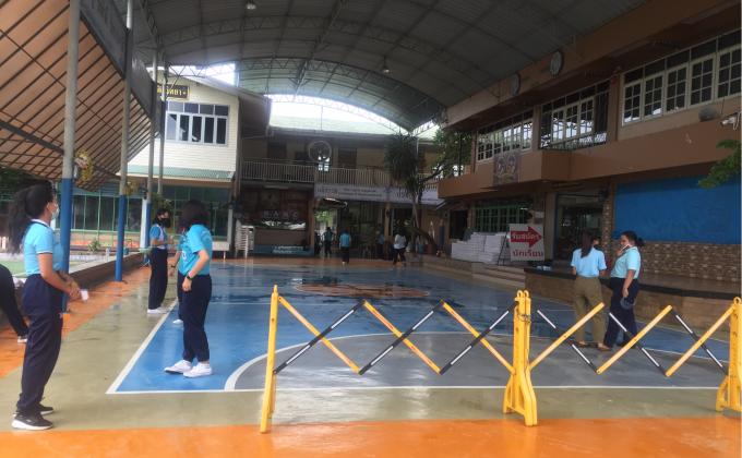 จิตอาสา การทำจุดเว้นระยะห่าง