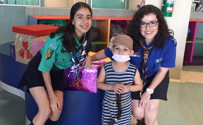 Entrega de donaciones •Dona tu cabello, dona esperanza•