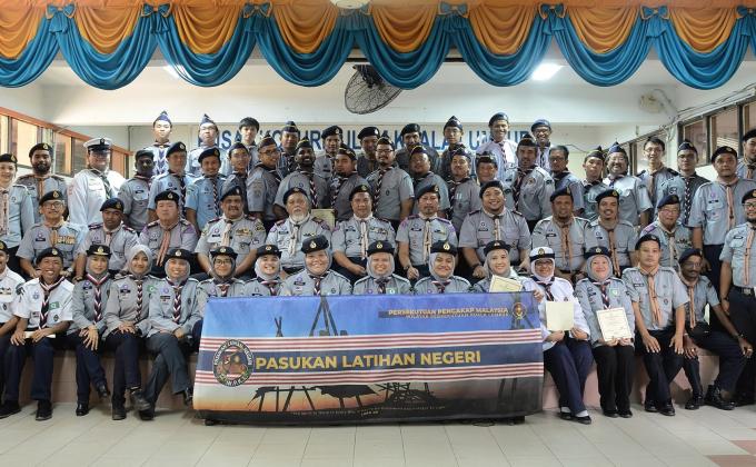 KURSUS KEMPIMPINAN MANIKAYU 