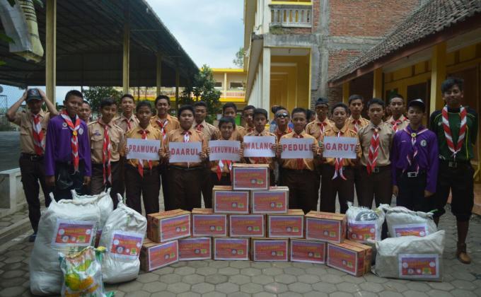 PRAMUKA DAARUL UKHUWWAH MALANG PEDULI GARUT