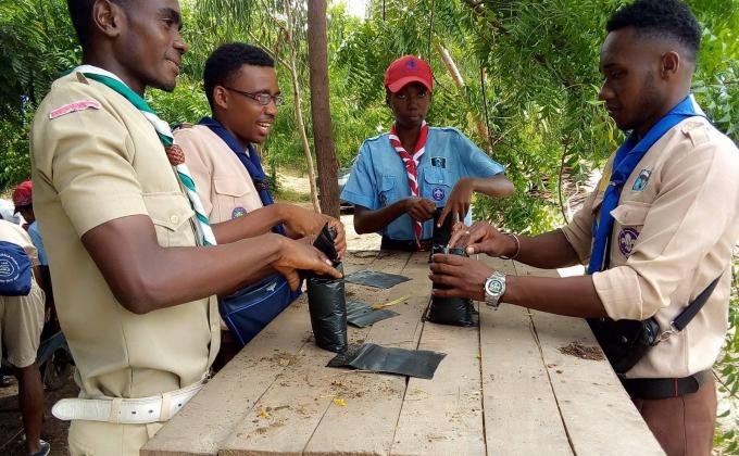 Les Tily du Menabe en action pour la reforestation de Madagascar