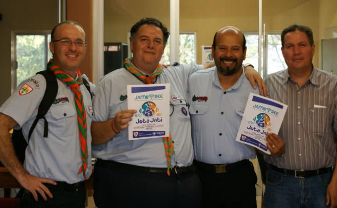Organizadores del la Base