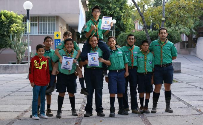 Fotos de La base JOTA JOTI  del Grupo 7 de Scouts de San Luis Potosí, México.  la cual estuvo ubicada en la Facultad de Ingeniería de la Universidad Autónoma de San Luis Potosí.