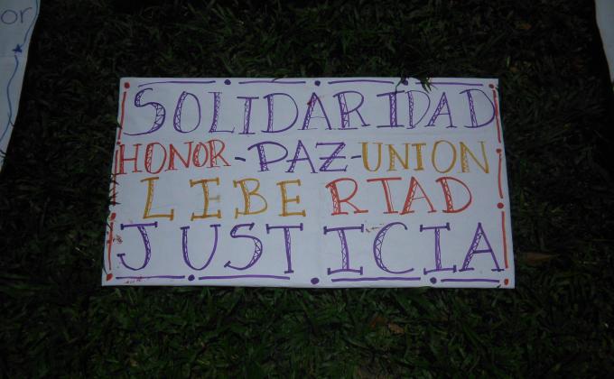 HONOR A LOS CAIDOS
