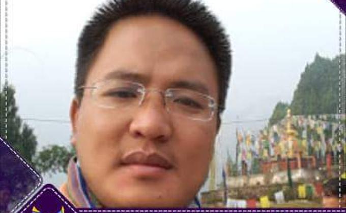 World scout scarf day