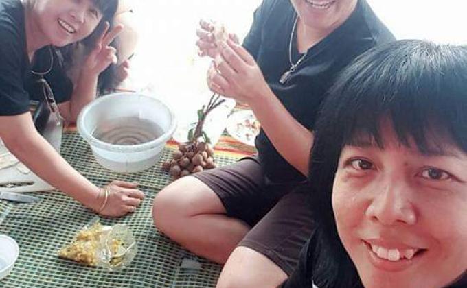 กะหรี่พั๊พ