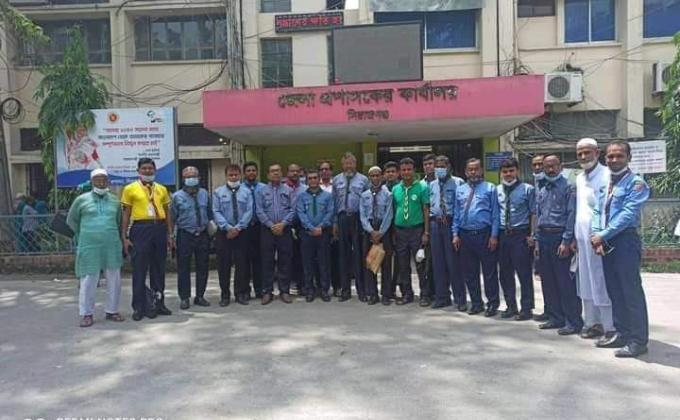 সিরাজগঞ্জের অতিরিক্ত জেলা প্রশাসক ফিরোজ মাহমুদকে বিদায়ী সংবর্ধনা