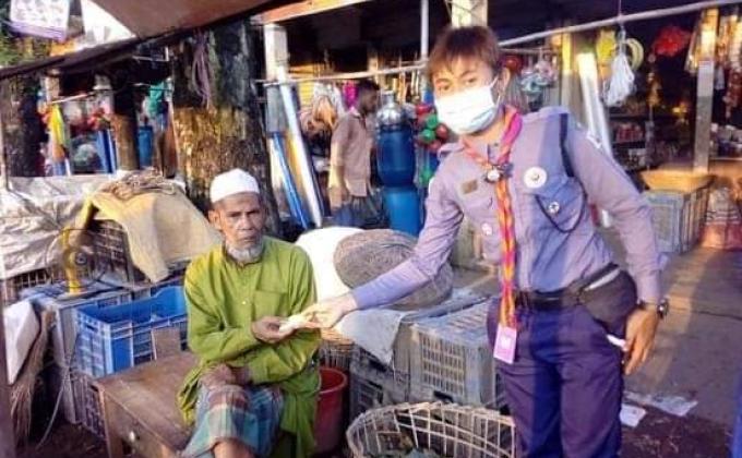 দূর্বার মুক্ত স্কাউট গ্রুপের মাস্ক ও সাবান বিতরণ