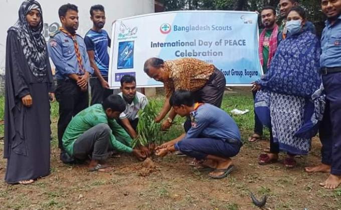 ২১সেপ্টেম্বর বিশ্ব শান্তি দিবস উপলক্ষে বৃক্ষরোপণ কর্মসূচি পালন 