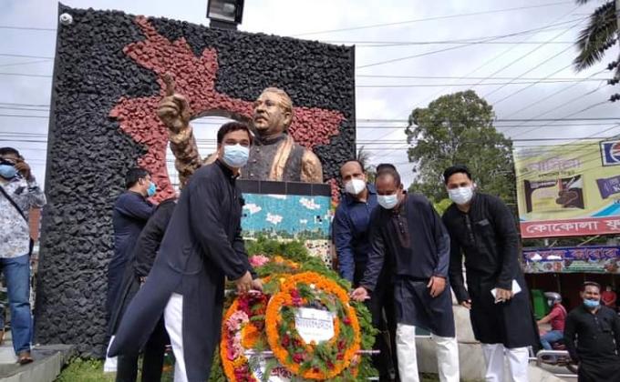 জাতির জনক বঙ্গবন্ধু শেখ মুজিবুর রহমানের মৃত্যু বার্ষিকীতে জেলাপ্রশাসক এর র‍্যালিতে অংশগ্রহণ। 