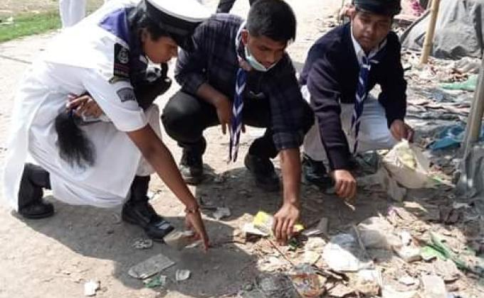 প্লাস্টিক টাইড টার্নার চ্যালেঞ্জ ব্যাজ