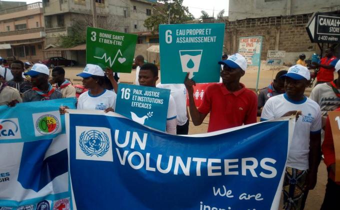 Célébration de la journée internationale des volontaires au Bénin-JIV 2017: les scouts étaient présent 