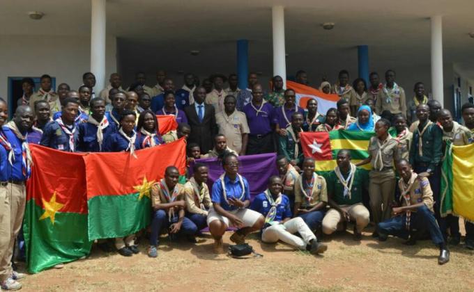 RAPPORT DU 8EME FORUM JEUNE OUEST-AFRICAIN/ REPORT OF THE 8TH WEST AFRICA YOUTH FORUM