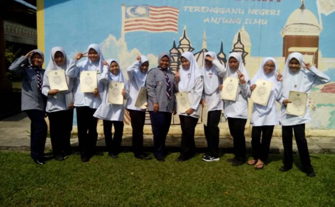 UMUR BUKAN PENGHALANG UNTUK MENYELAMATKAN ORANG