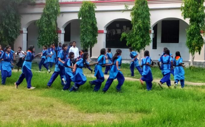 स्काउटिंग एक आनंद में जीवन है