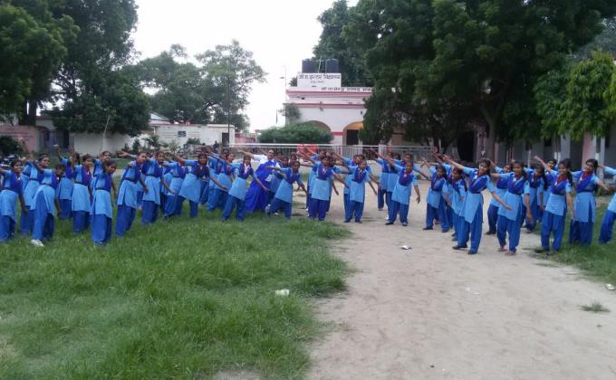 फ्री बिंग मी कार्यक्रम