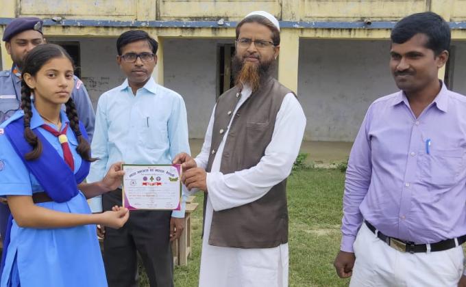 विद्यालय स्तर पर स्वच्छता अभियान चलाने वाले स्काउट गाइड सम्मानित