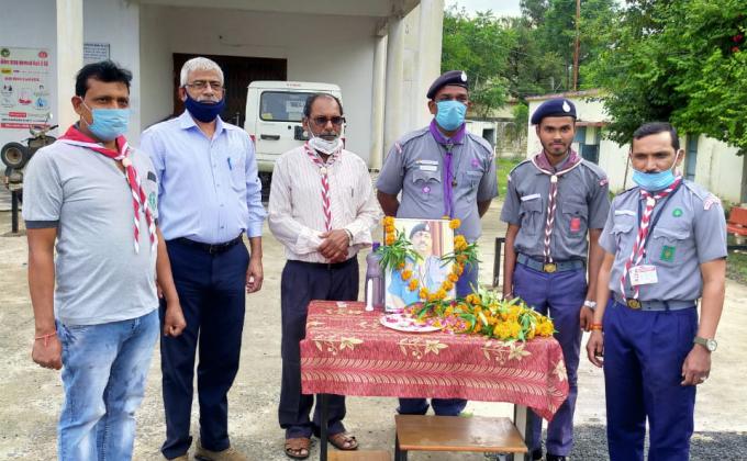 Bharat Scout and Guide Madhya Pradesh District Unit Sehore by Late Shri Prakash dysuria ji ko shradhanjali de.