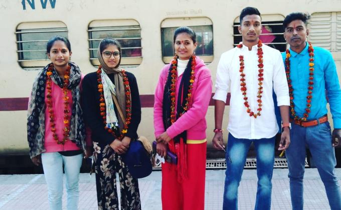 चित्तौड़गढ़ जिले से राष्ट्रीय डेजर्ट ट्रैकिंग शिविर जैसलमेर 18 से 22 जनवरी 2021 तक के लिए दो रोवर तीन रेंजर रवाना