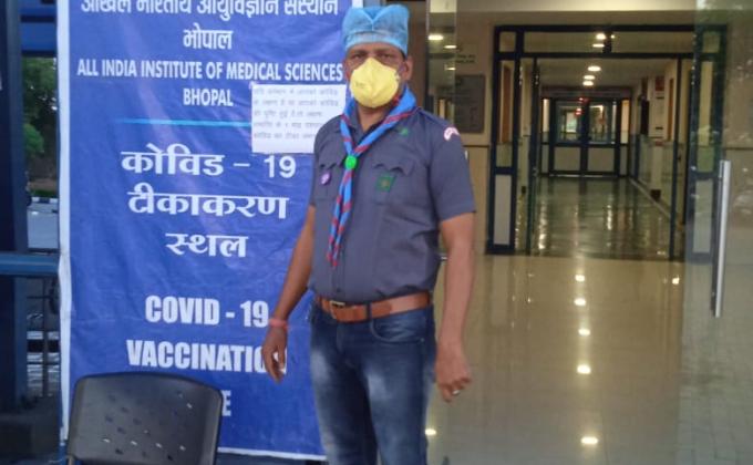 Corona Patient was distributed breakfast water and was cared for