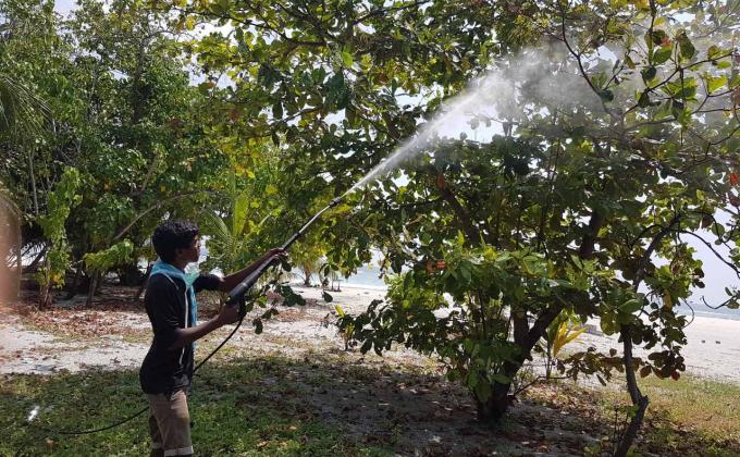 Omadhoo Scouts actively engaged Pest Control program