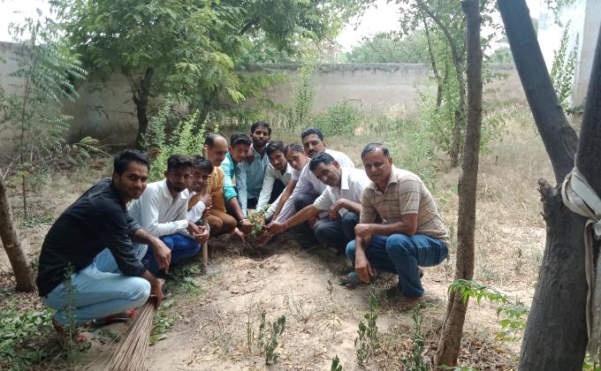 प्रकति बचाने की ली गई शपत।