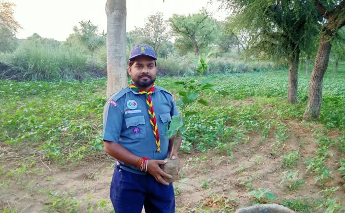 जन्मदिन पर वृक्षारोपण