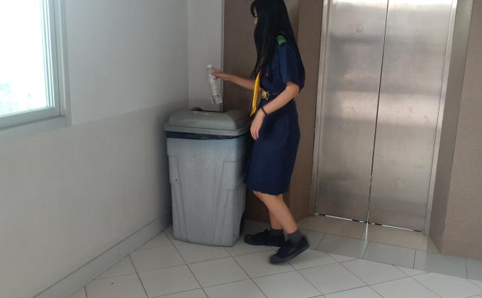 ทิ้งขยะ