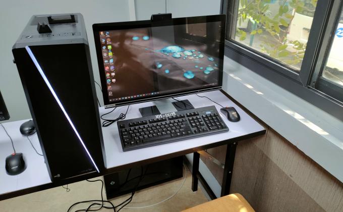 จัดเตรียมอุปกรณ์คอมพิวเตอร์ สำหรับแข่งขันบัญชี