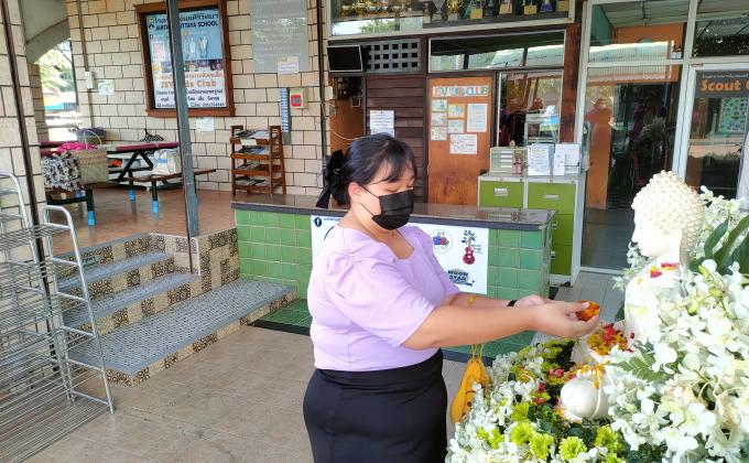 เข้าร่วมกิจกรรมรักษาวัฒนธรรมประเพณีสรงน้ำพระ