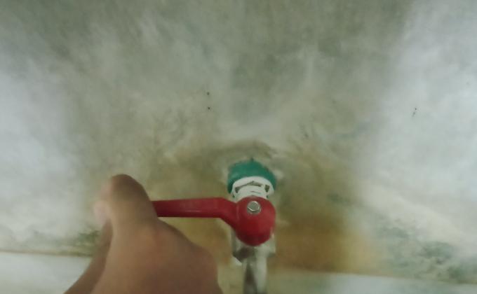 ปิดก๊อกน้ำเพื่อประหยัดน้ำ