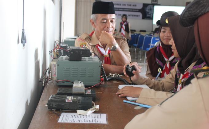 Connecting the World Scouts Through Jota Joti 2017