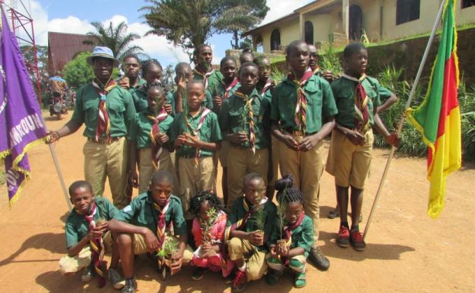  "Opération un Scout, un Arbre" : Les fourmis Laborieuses du Cameroun pour un monde vert et meilleur/ "Operation a Scout, a Tree": The Cameroonian's Toiling Ants for a Green and better world world