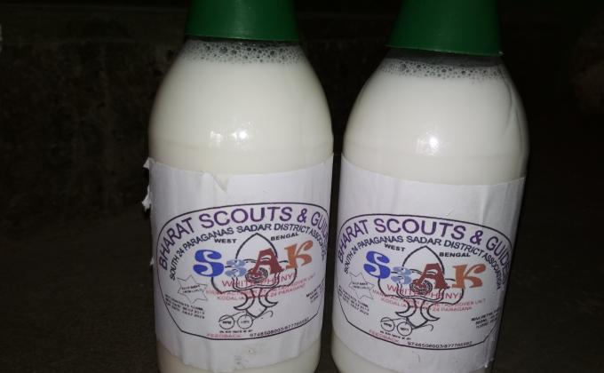  NETAJI SCOUTS AND GUIDES GROUP'S Rovers & DOC(G) start it with PHENYL Business.