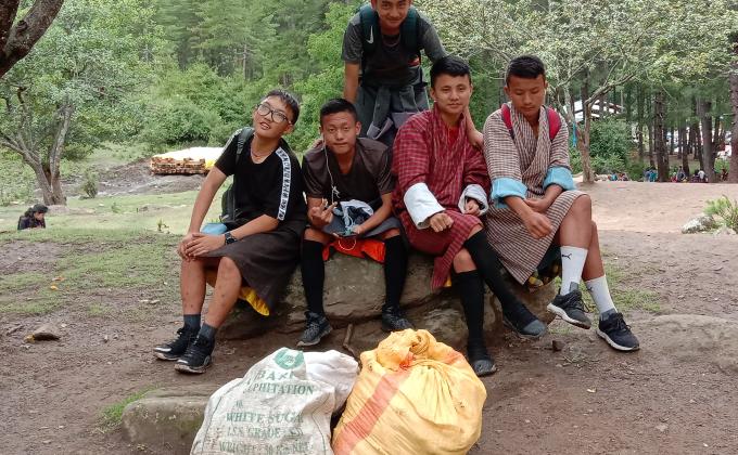 Cleaning Taktsang way 