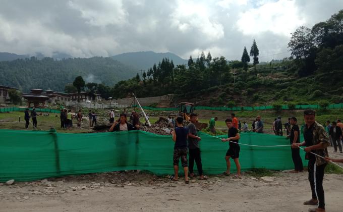 Uprooting and erecting of flagpole at chorten kora