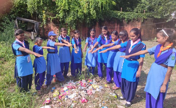 प्लास्टिक फ्री इंडिया बनाने का लिया संकल्प