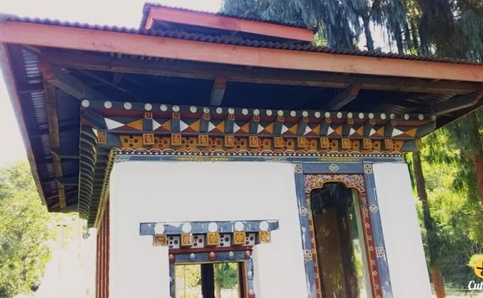 Volunteer service at  Daga Tashicholing Lhakhang.