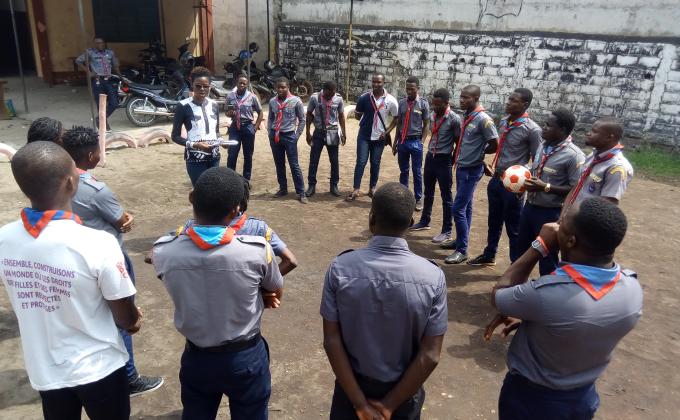 Formation des scouts du clan les Rossignols à l'initiative messager de la paix