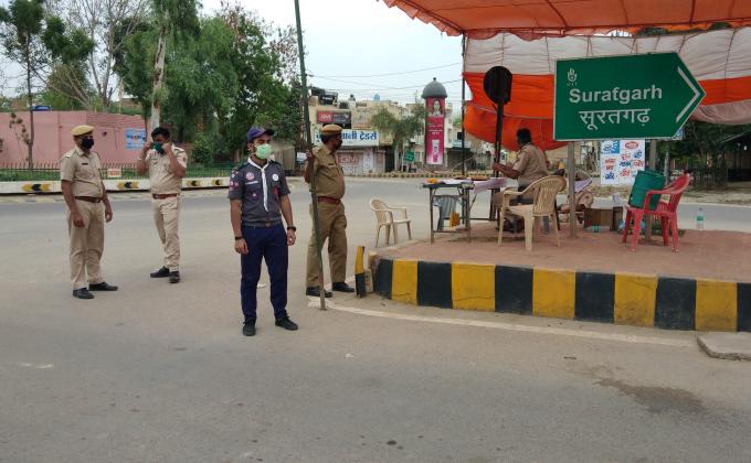  Scout volunteer working with traffic police during Lockdown