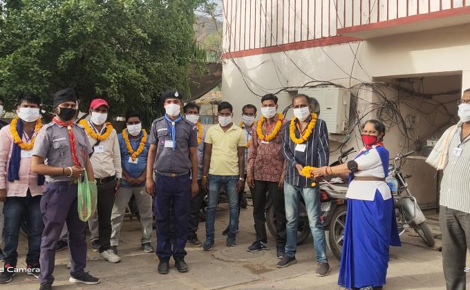 कोरोना वीरो का किया सम्मान