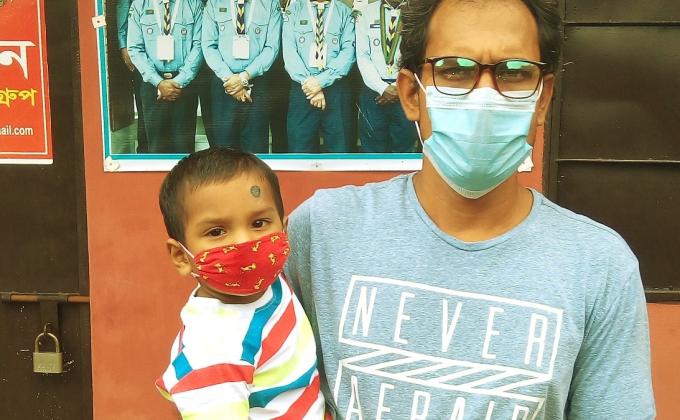 Wear Mask at Covid-19 & Maintain Social Distance 