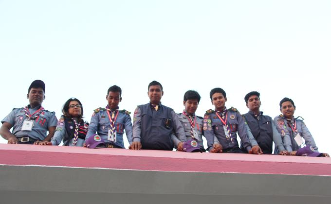 Rover Scout Family 