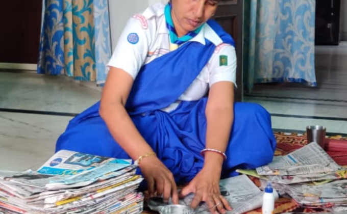  कागज की  थैली  अभियान  में सहयोग 