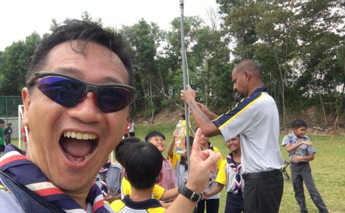 Aiming for the skies ... with air rockets