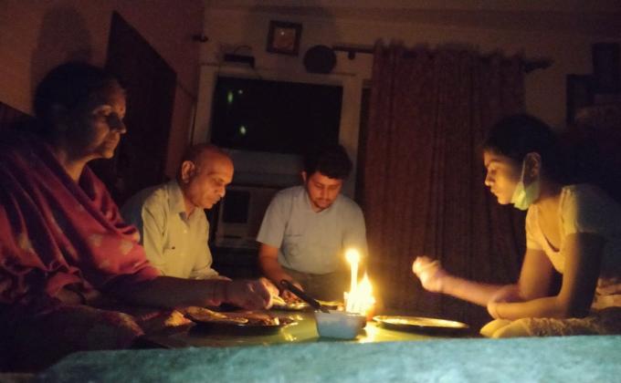 Dinner in the dark