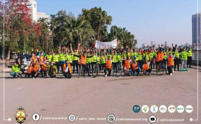 من القاهرة  لللاسماعيلية علي الدراجة